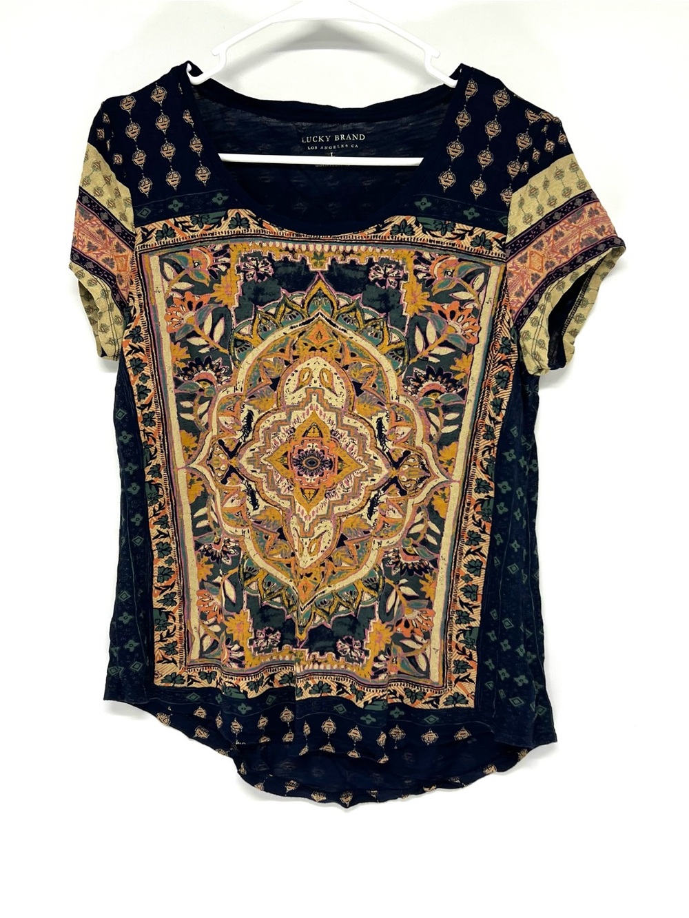 Lucky brand women’s t shirt large